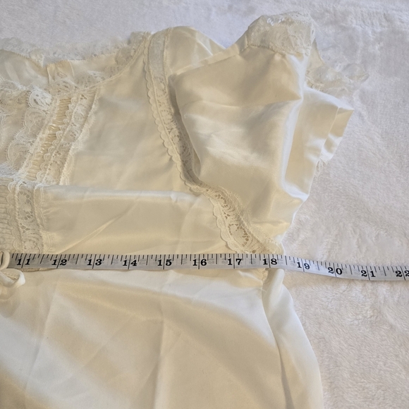 Vintage Barbizon Women's Silk Blend & Lace Negligee Nightgown Sheer Robe Small - Picture 8 of 16